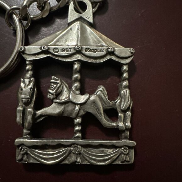 Vintage 1987 Pewter Horse & Carousel Seagull Pewter Canada Keychain - Picture 3 of 3